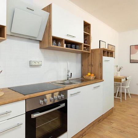 Double Oak Apartment Риека Экстерьер фото